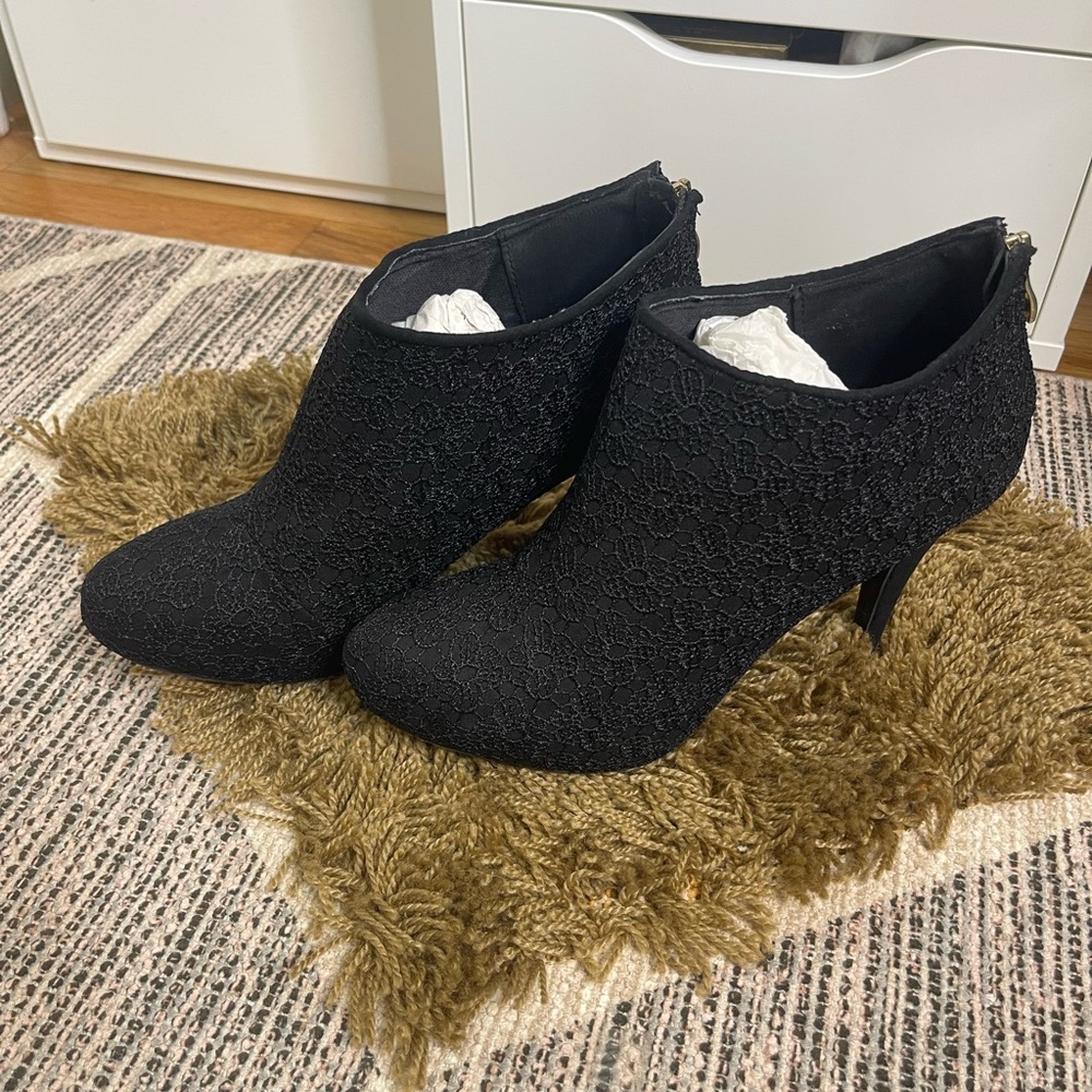 Maurices black booties